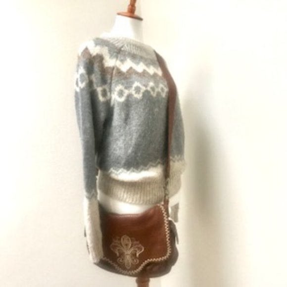 Fleur-de-lis Royal Plush Leather Bag - Picture 5 of 15